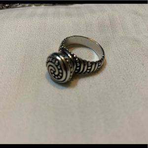 James Avery Retired African Beaded ring
